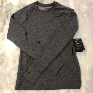 Nike Pro Warm Women's Long-Sleeve Crew Small